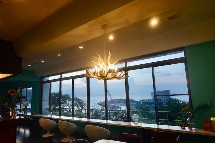 Hotel MOANA Spectacular Ocean View Cafe Lounge