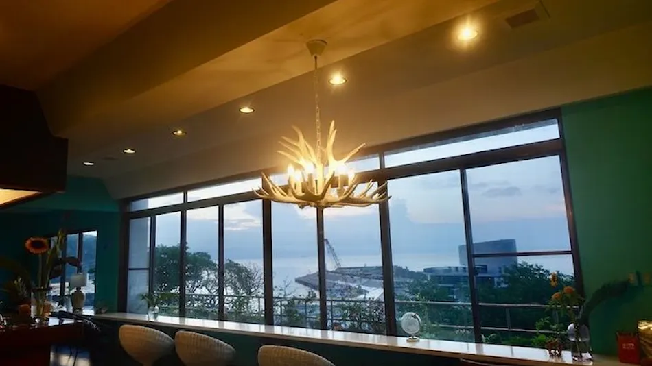 Hotel MOANA Spectacular Ocean View Cafe Lounge