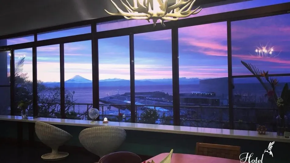 Hotel MOANA Spectacular Ocean View Cafe Lounge