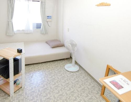 個室セミダブルルーム