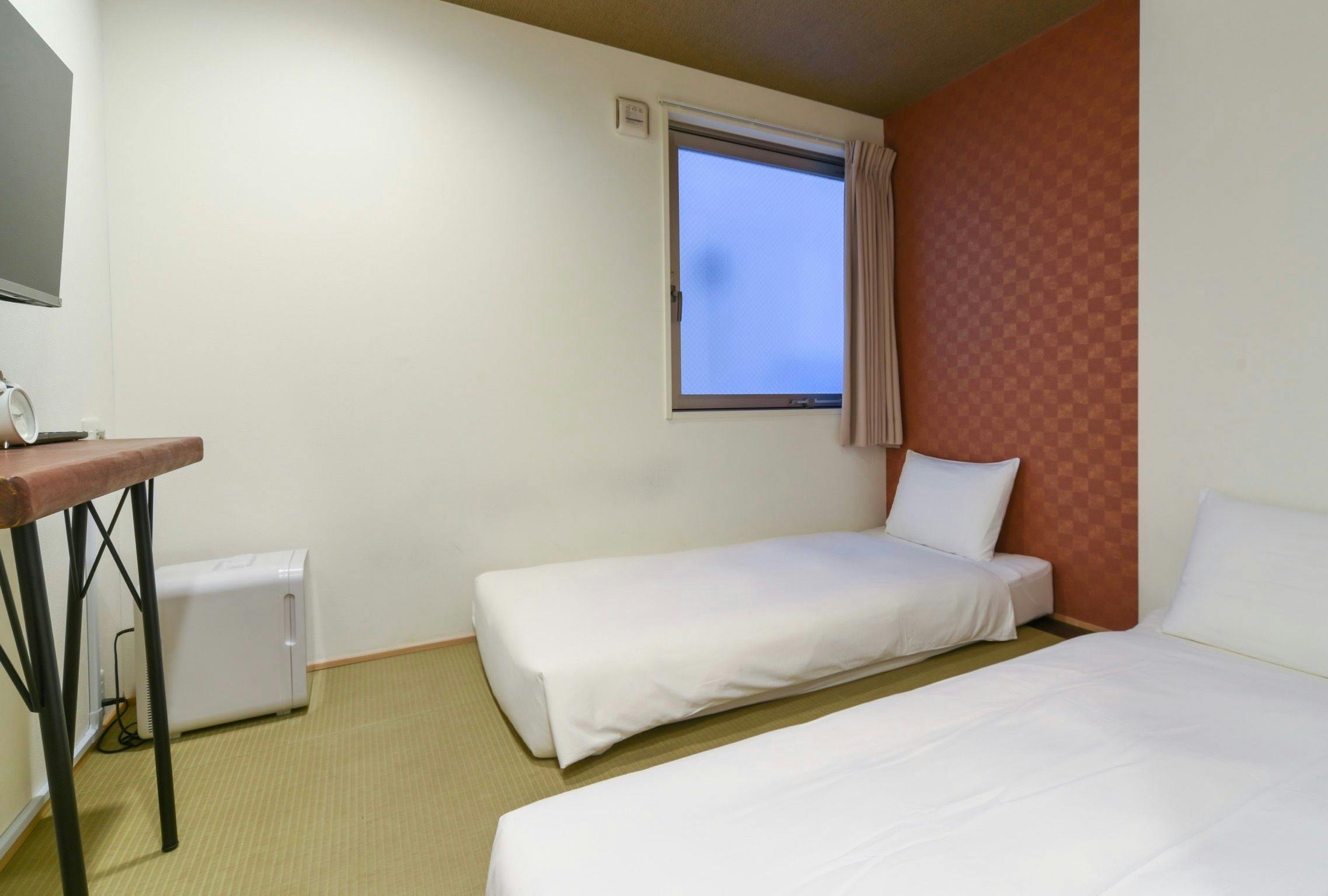 Hotel Bay Osaka Ebisu