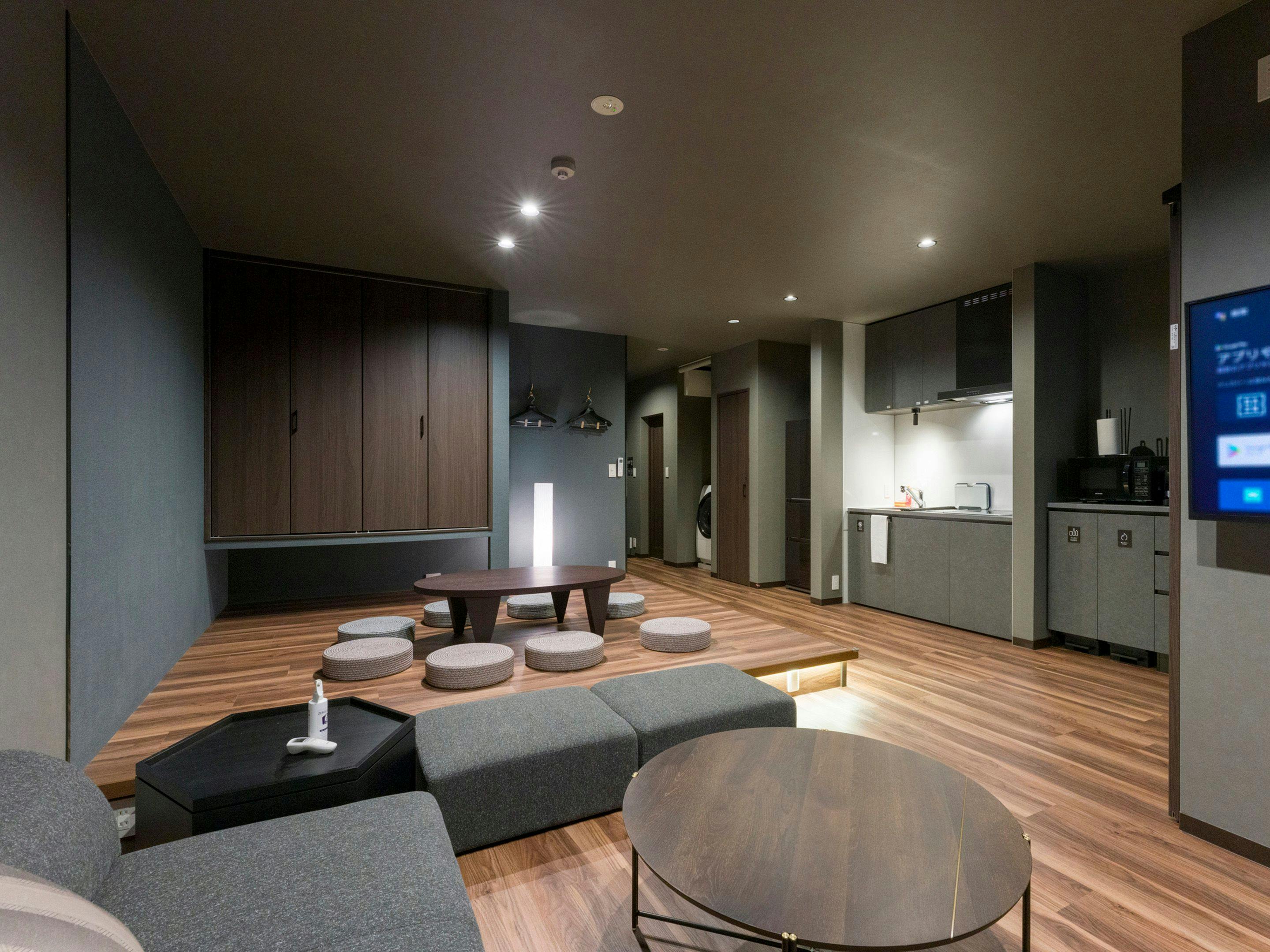 Ruang yang nyaman untuk bersantai bersama banyak orang