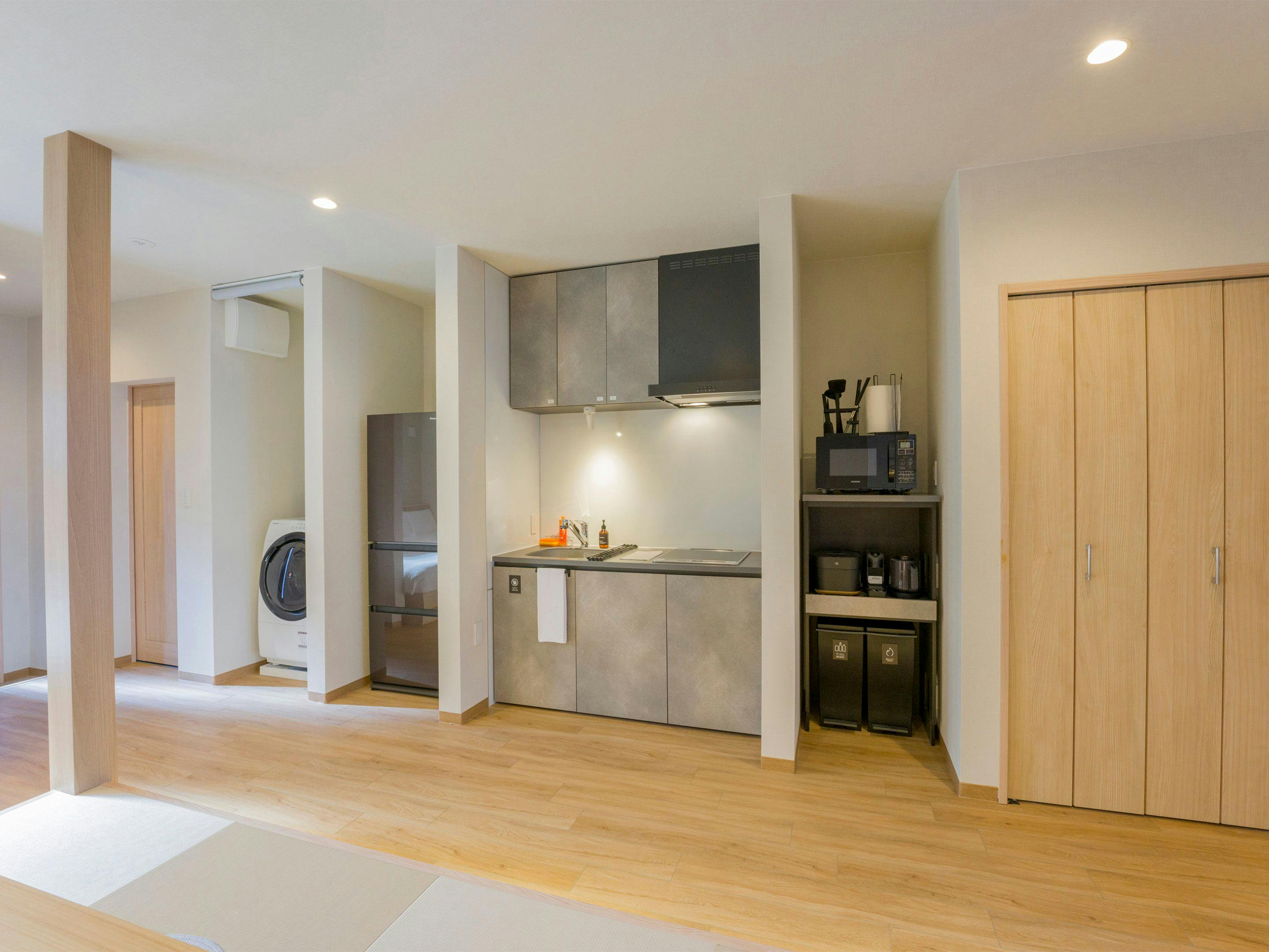 Nyaman untuk Malam berturut-turut dengan peralatan rumah tangga.