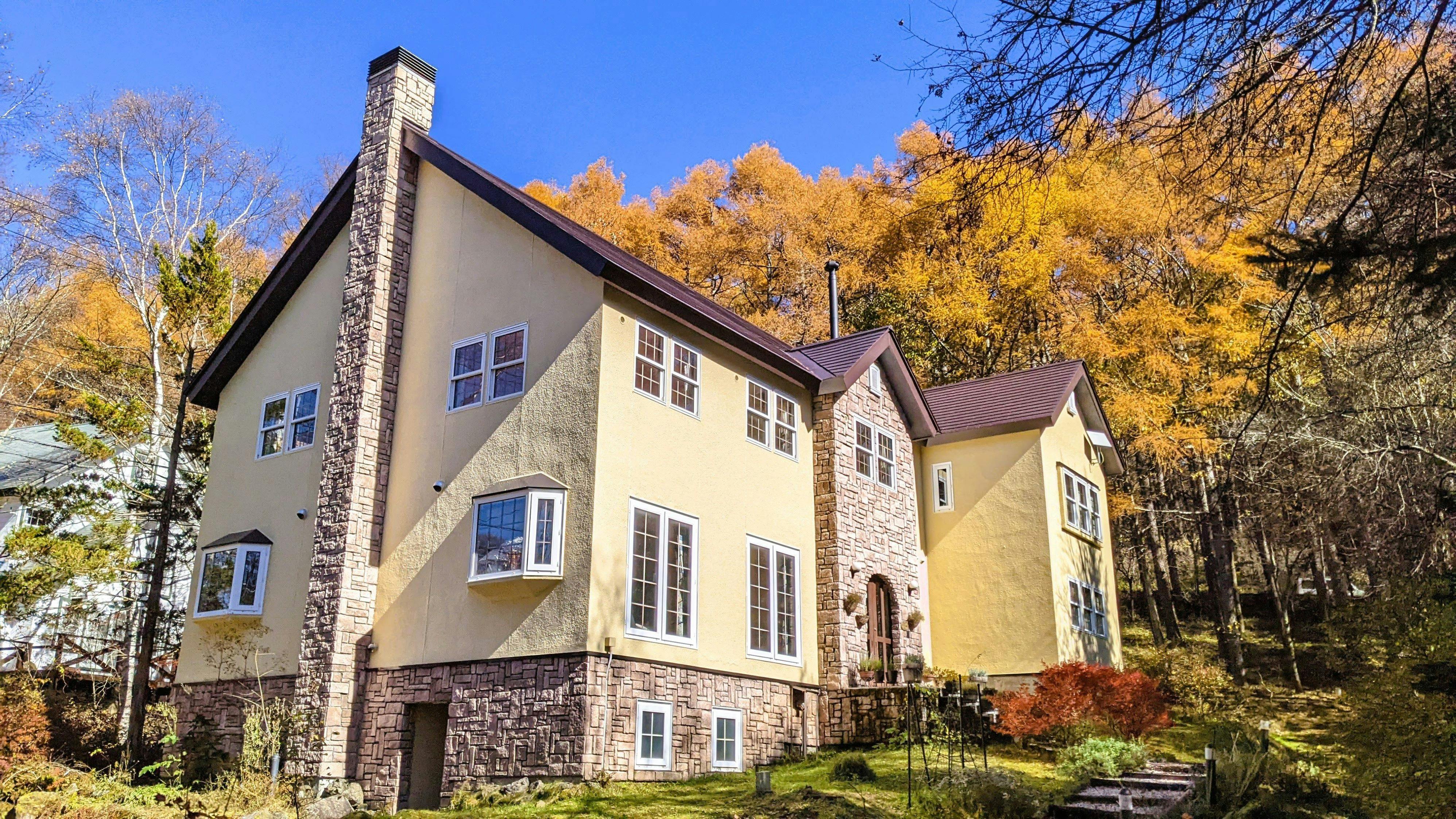 BLUEBELL COTTAGE