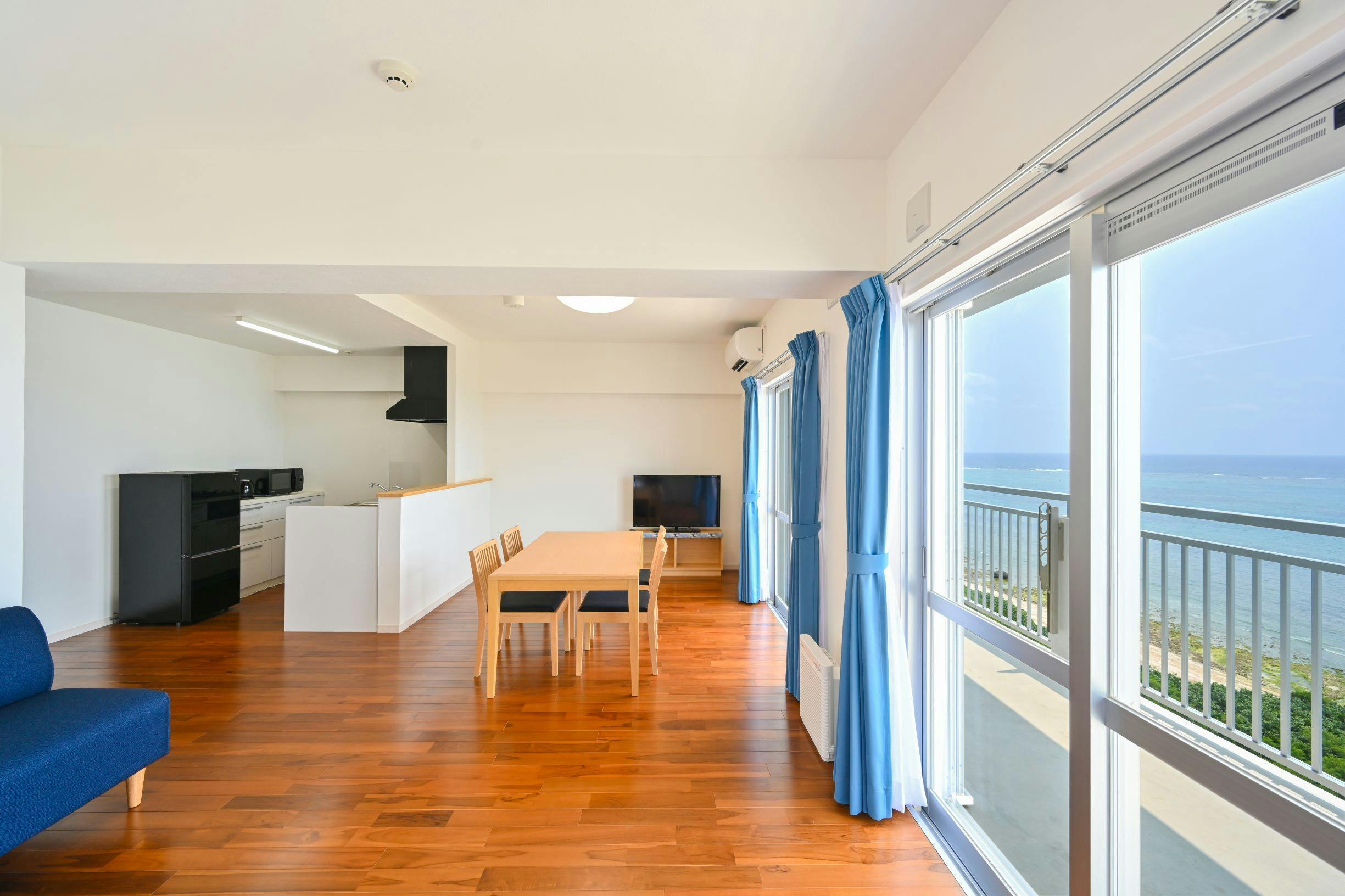 Daily & Weekly Condominium BLUE OCEAN ISHIGAKI