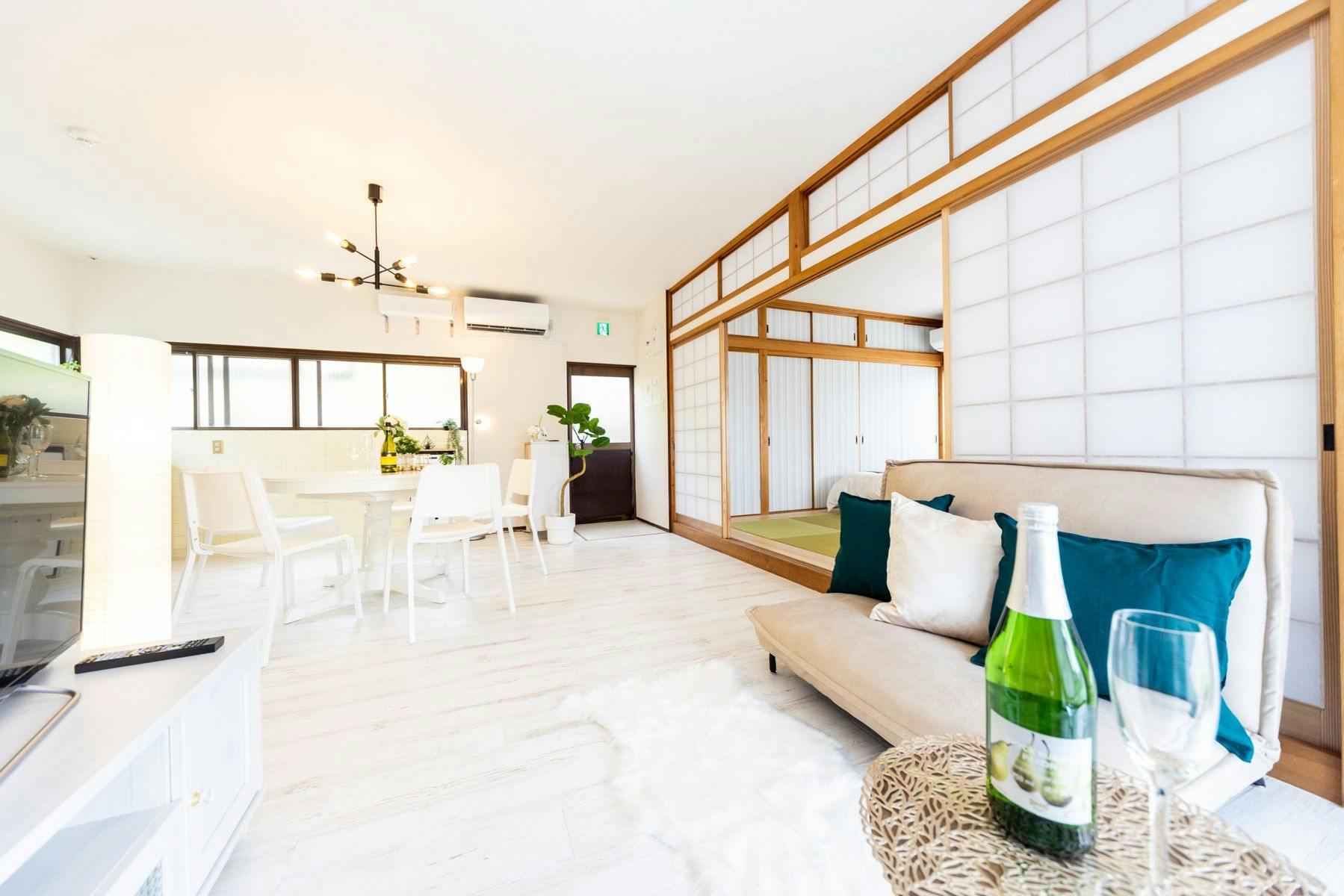 Awaji Seaside Villa in Goshiki