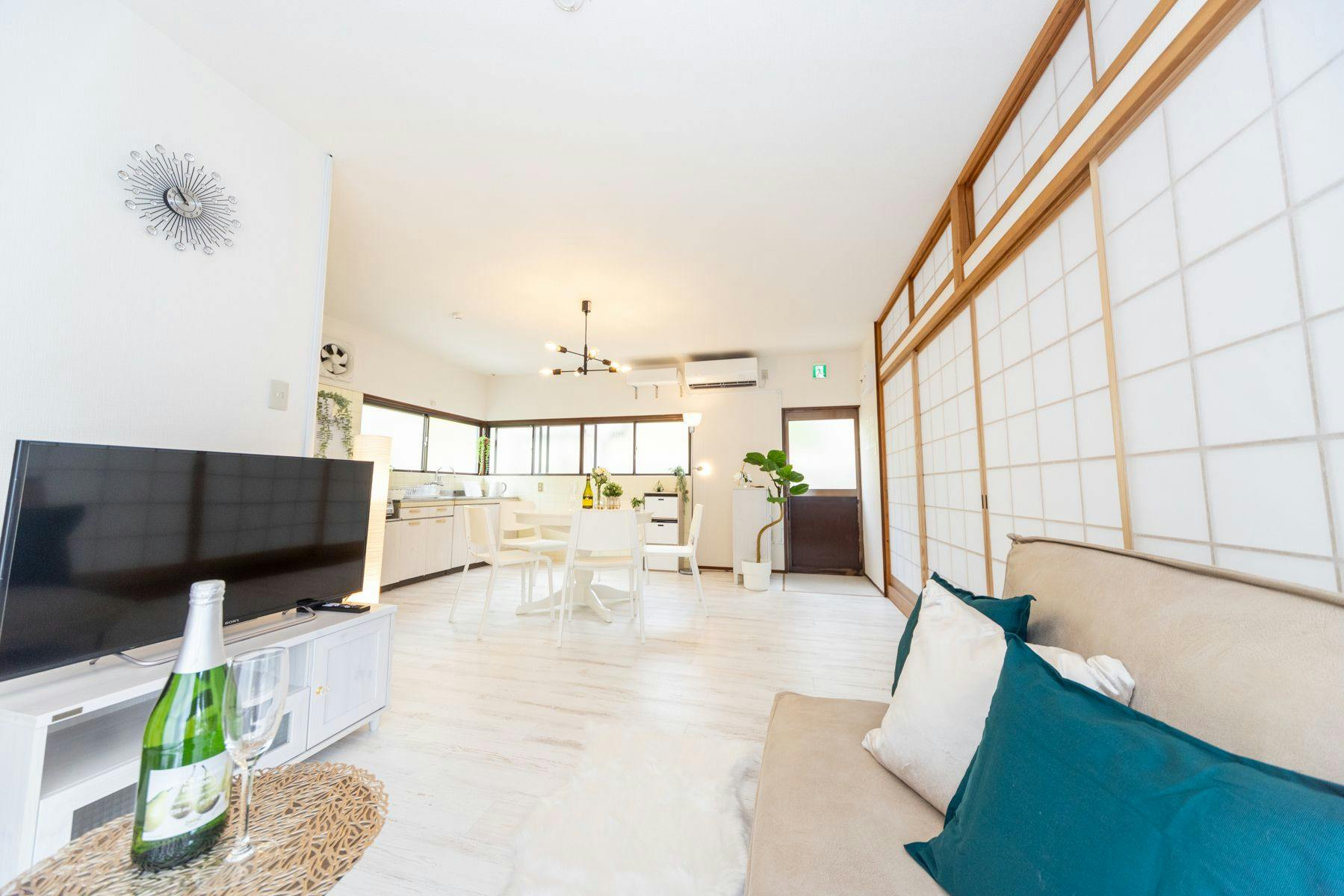 Awaji Seaside Villa in Goshiki