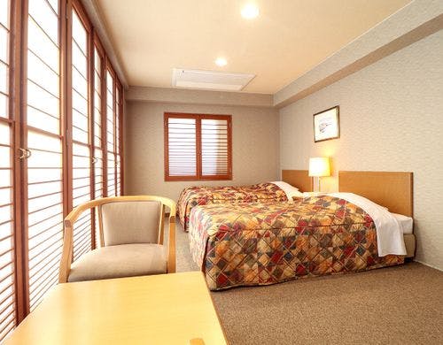 ＃新館ツインルーム　洗面所とバス・トイレ