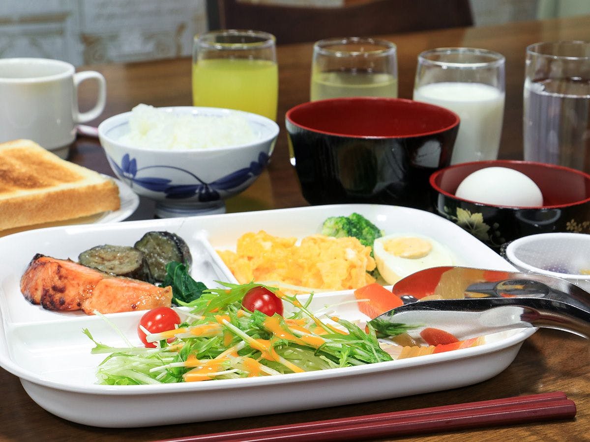 ภาพตัวอย่างบุฟเฟ่ต์อาหารเช้าสำหรับหนึ่งคน