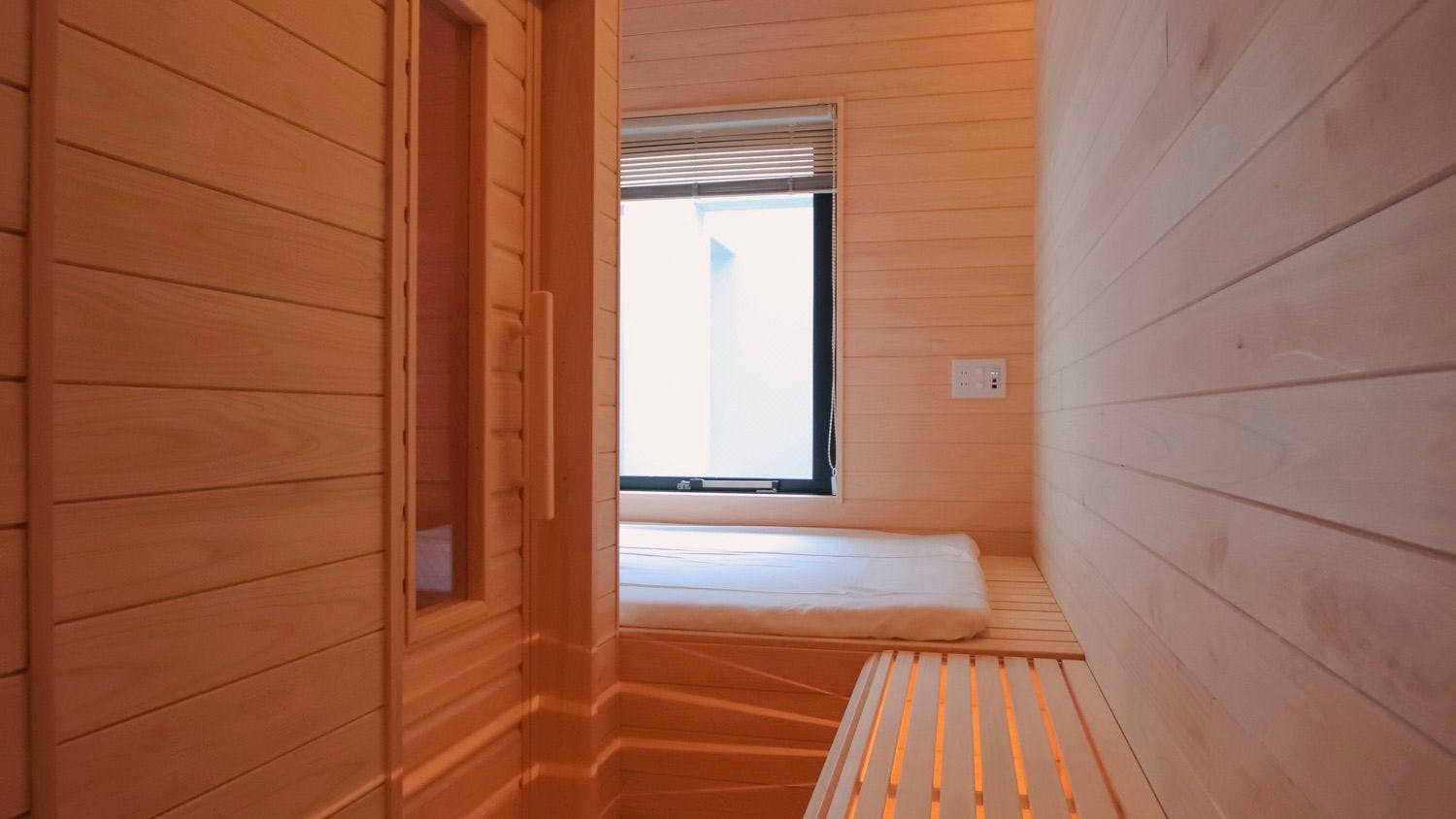 8HOTEL SHONAN FUJISAWA