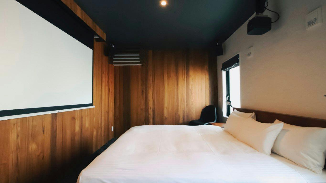 8HOTEL SHONAN FUJISAWA