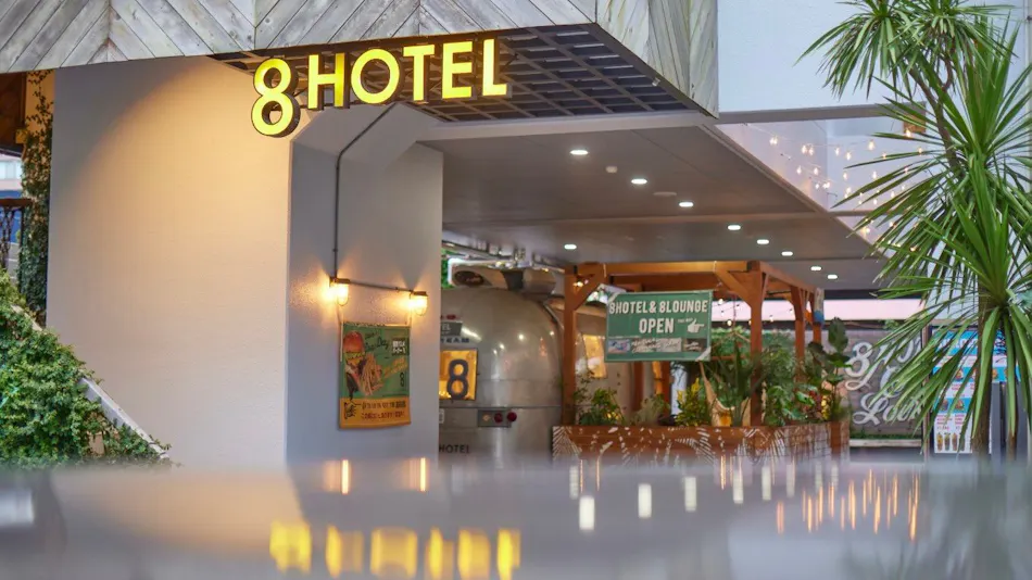 8HOTEL SHONAN FUJISAWA