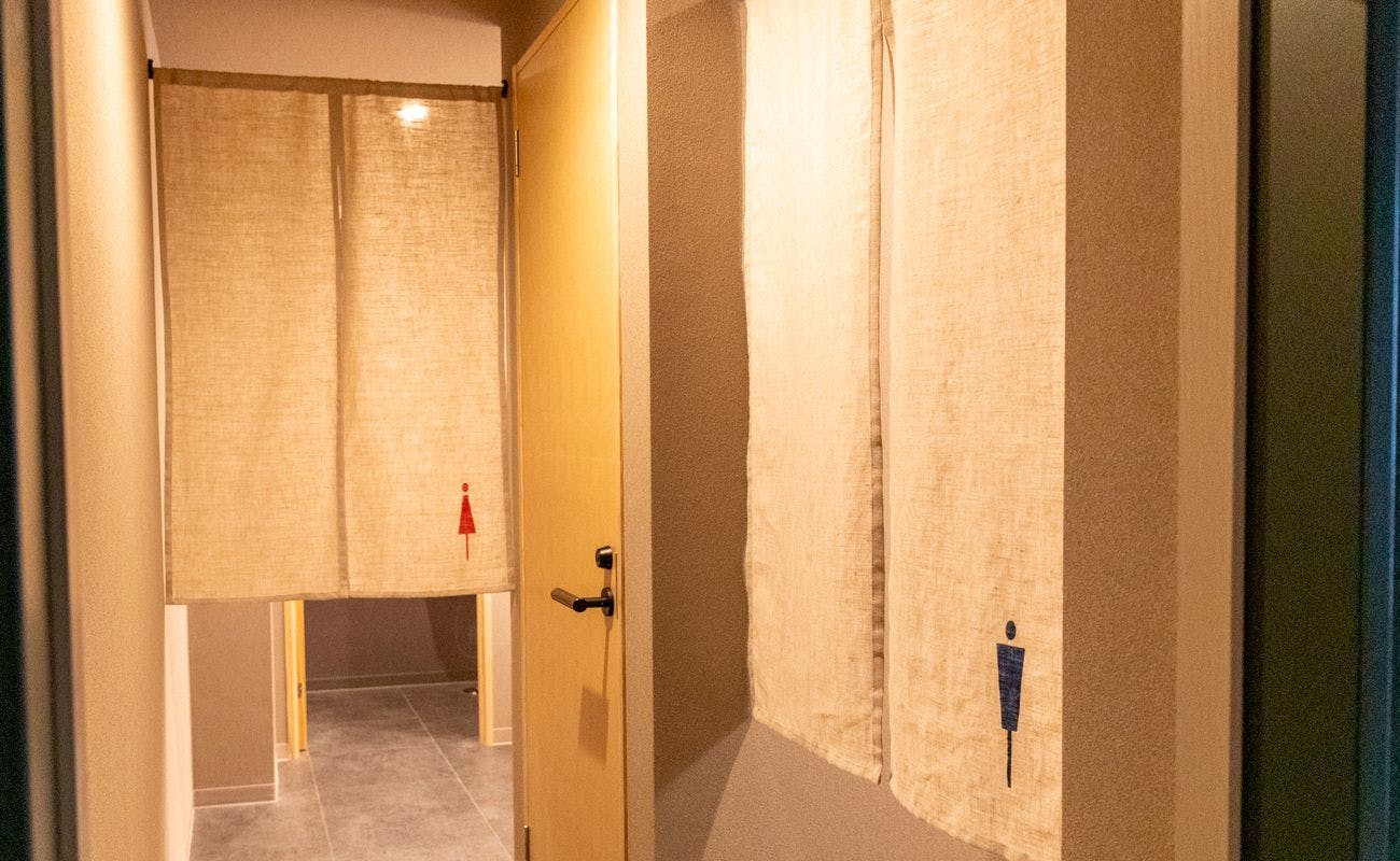 ทางเข้าห้องน้ำรวม