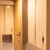 ทางเข้าห้องน้ำรวม