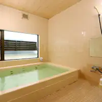 약알칼리 미네랄 온천