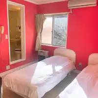 ห้องพักเตียงคู่พร้อมห้องน้ำในตัว