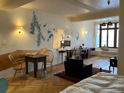 ผ่อนคลายบนเตียงขนาดคิงไซส์