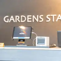 Mesin check-in otomatis telah diperkenalkan!