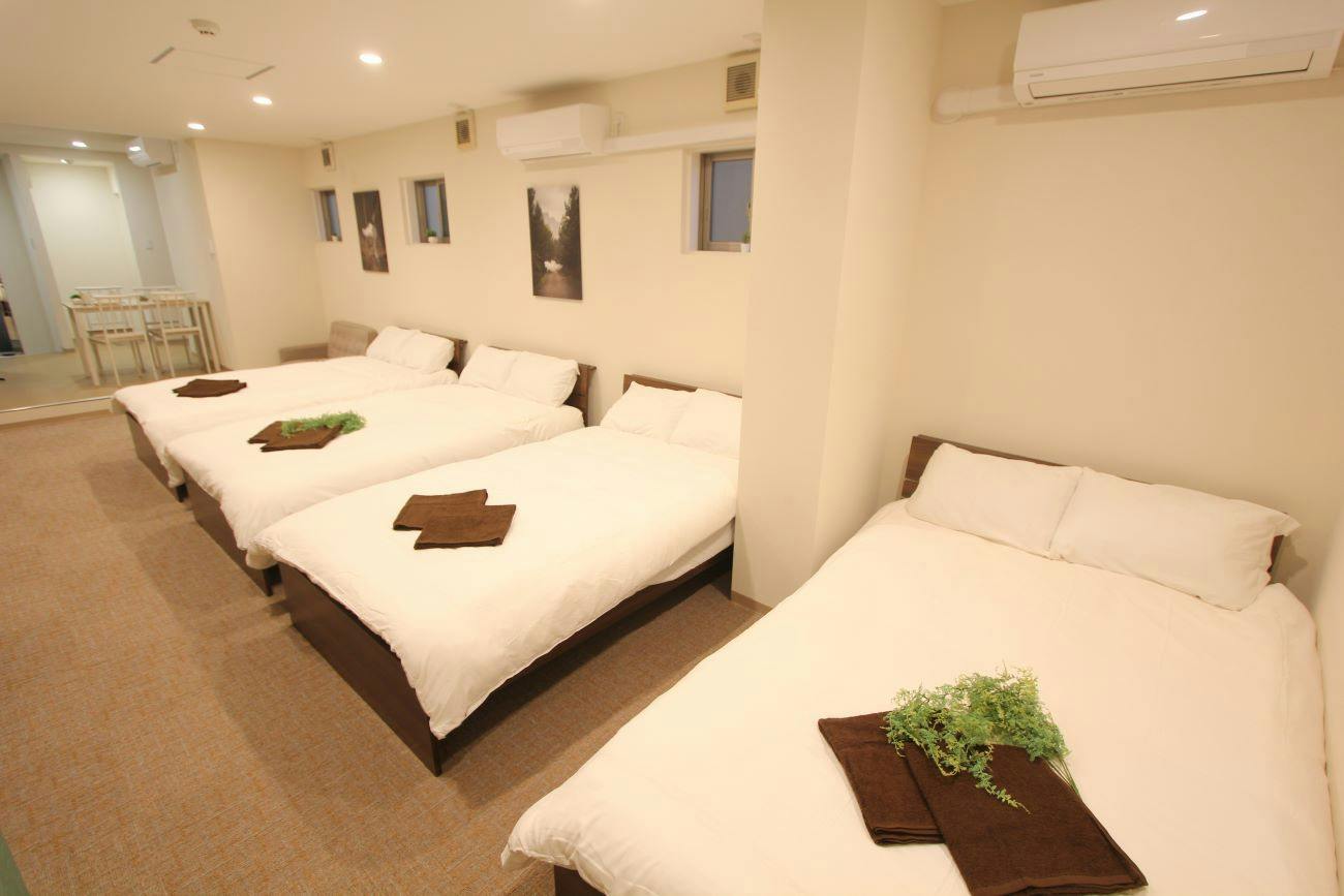 LUANA Hotel in Koenji