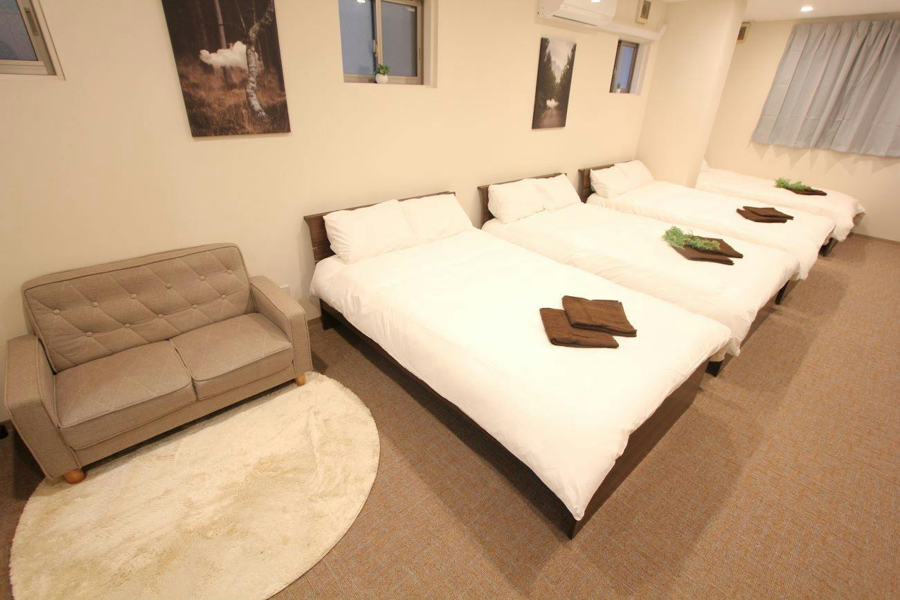LUANA Hotel in Koenji