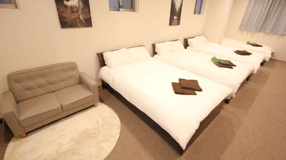 LUANA Hotel in Koenji