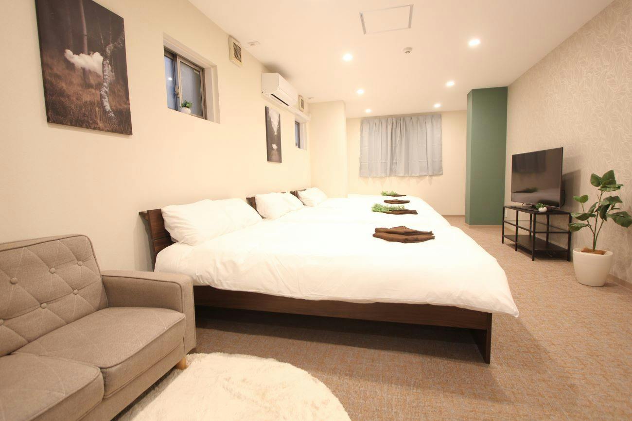 LUANA Hotel in Koenji