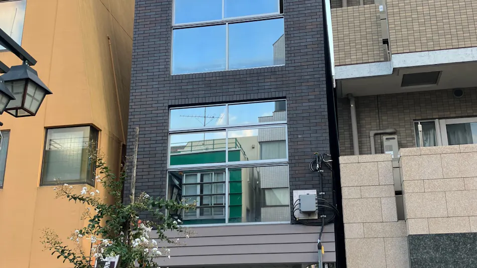 LUANA Hotel in Koenji