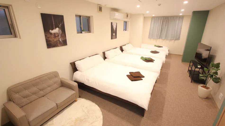 LUANA Hotel in Koenji