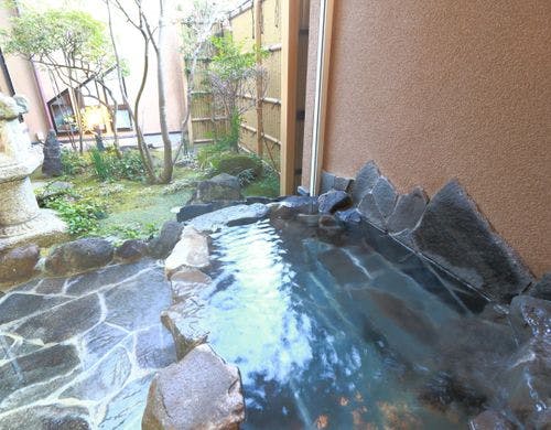 1階　椿（8畳）