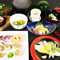 ตัวอย่างหนึ่งของอาหารไคเซกิสร้างสรรค์สไตล์ชิบิอัน