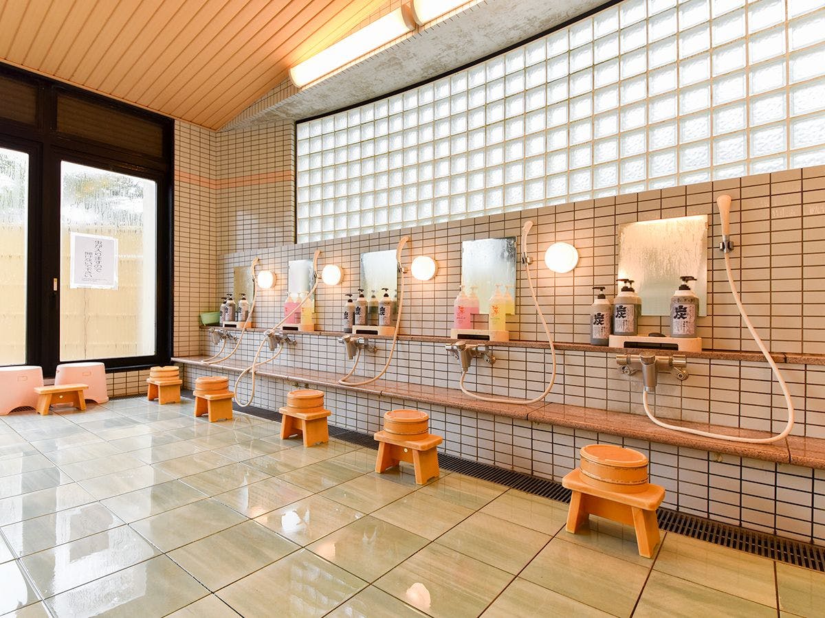 *【ห้องอาบน้ำรวม (ชาย)】