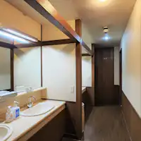 【Dalam bangunan】Tandas dan sinki berkongsi