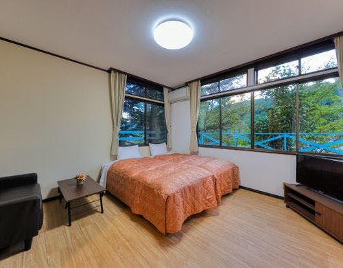 洋室＜トイレ付＞一例