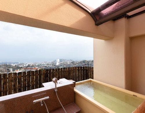 4階　ツインの半露天風呂付客室