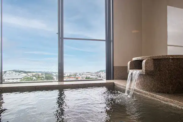 ห้องพักเตียงคู่พร้อมอ่างอาบน้ำในตัว ชั้น 3