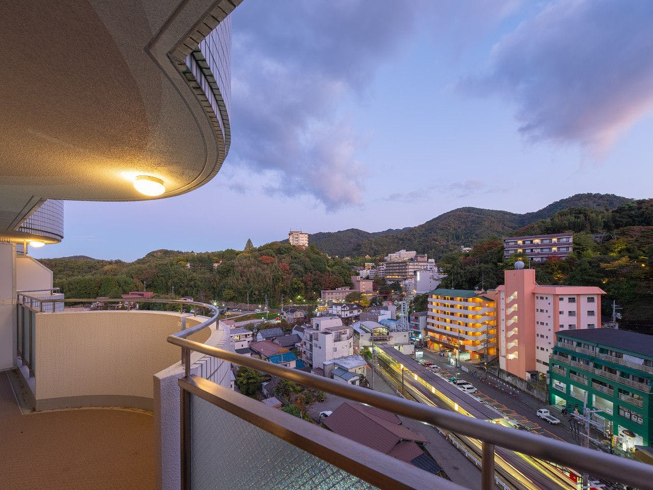 남쪽 객실에서의 전망 (예시)