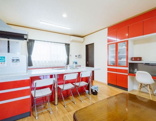 *コンドミニアム