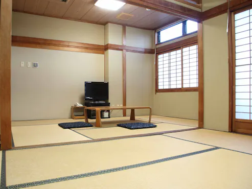 ตัวอย่างห้องสไตล์ญี่ปุ่นขนาด 12 เสื่อทาทามิ.