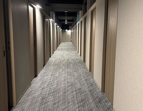 ビネスキャビン（個室タイプのカプセル）