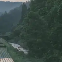 ทิวทัศน์ชนบทในหุบเขา