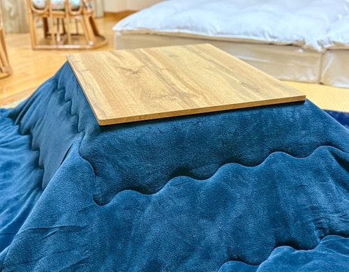 冬季限定のこたつを備え付けました