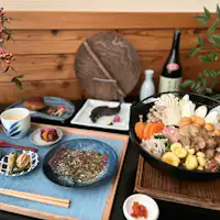 หม้อไฟหลากสีสันกับเห็ดเจ็ดชนิดจากจังหวัดนากาโนะ