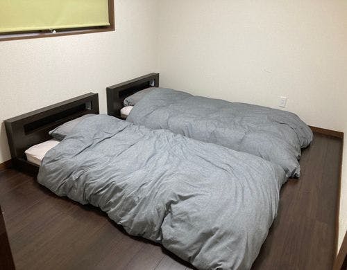 あすびやど寝室ベッド