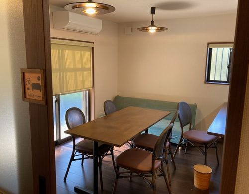 あすびやどリビング