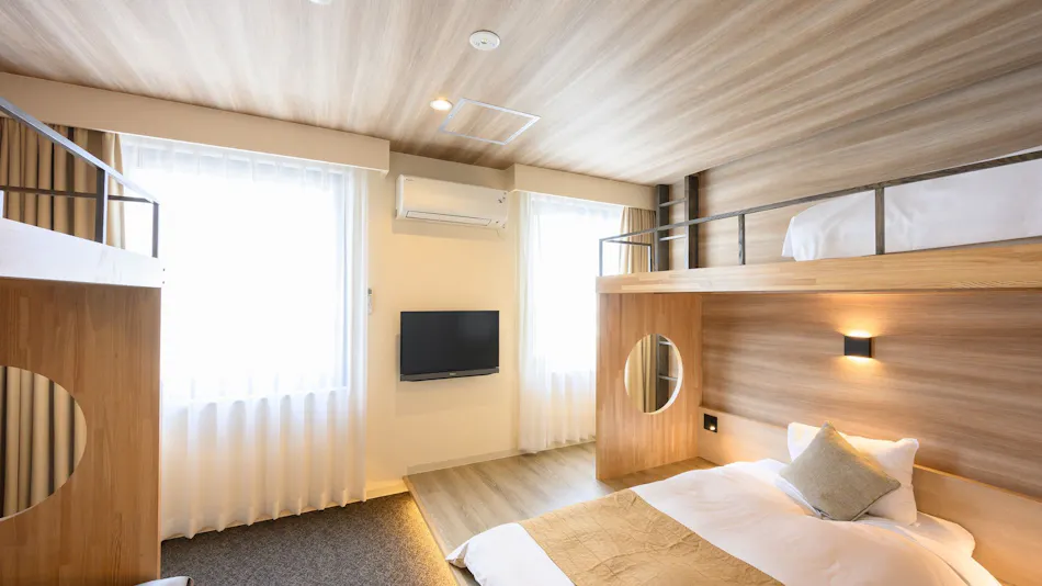 K.M.H Art Hotel by Kure Morisawa