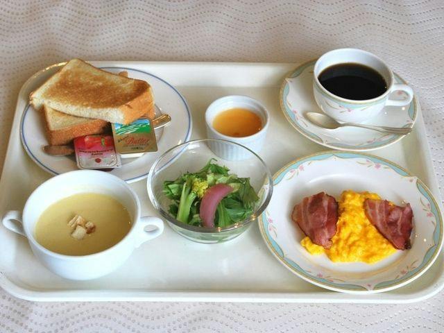 K.M.H Art Hotel by Kure Morisawa