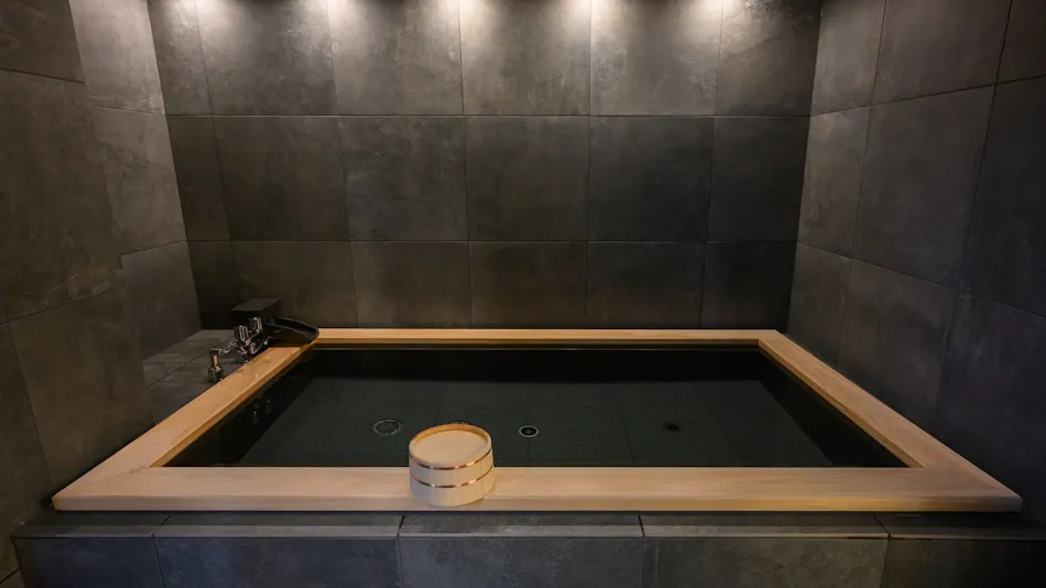 K.M.H Art Hotel by Kure Morisawa