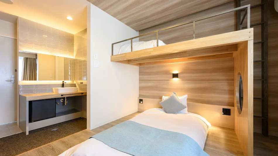 K.M.H Art Hotel by Kure Morisawa