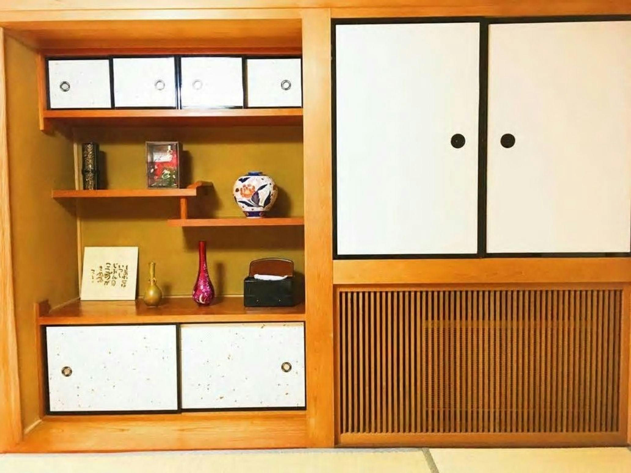 Nakayama Guest House (Osaka)