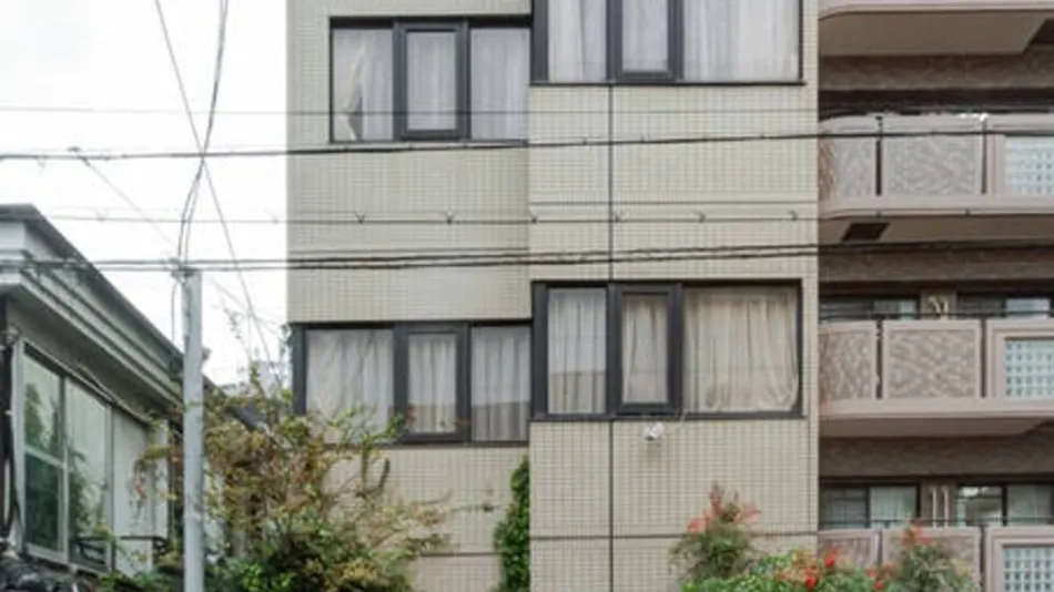 Nakayama Guest House (Osaka)